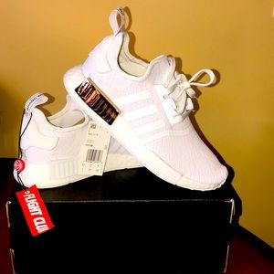 Women’s NMD R1 Sneakers